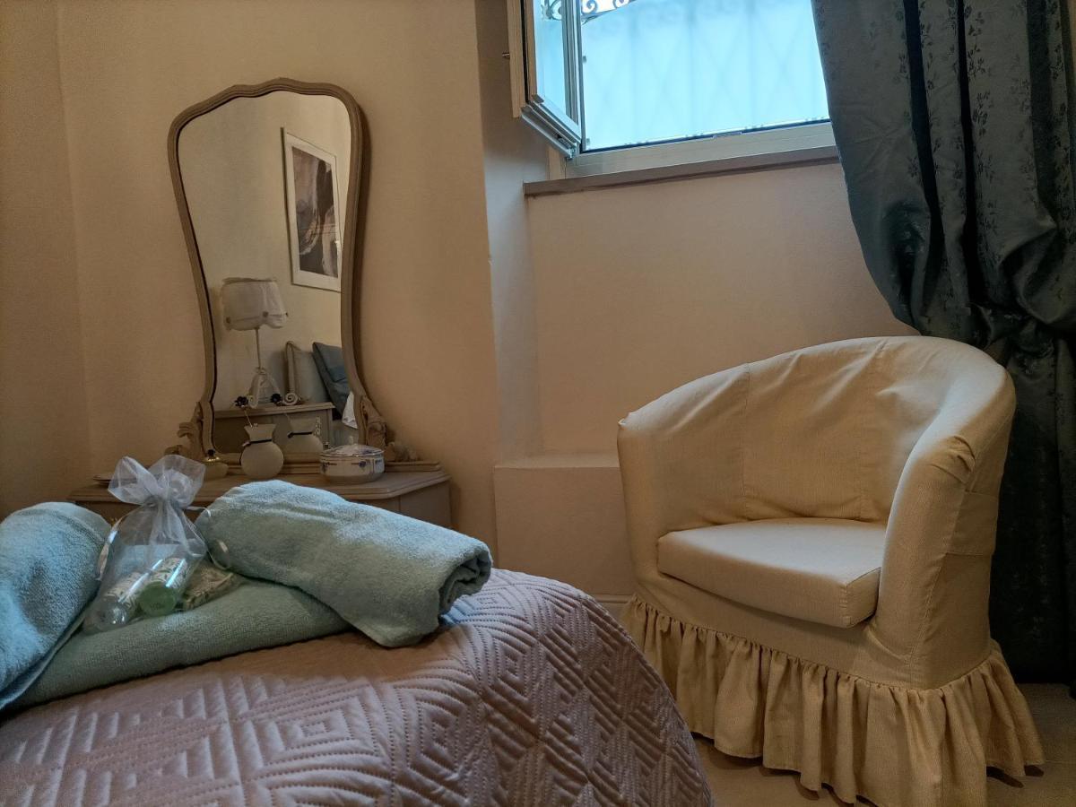 Ariediparma - Rooms&Apartments エクステリア 写真