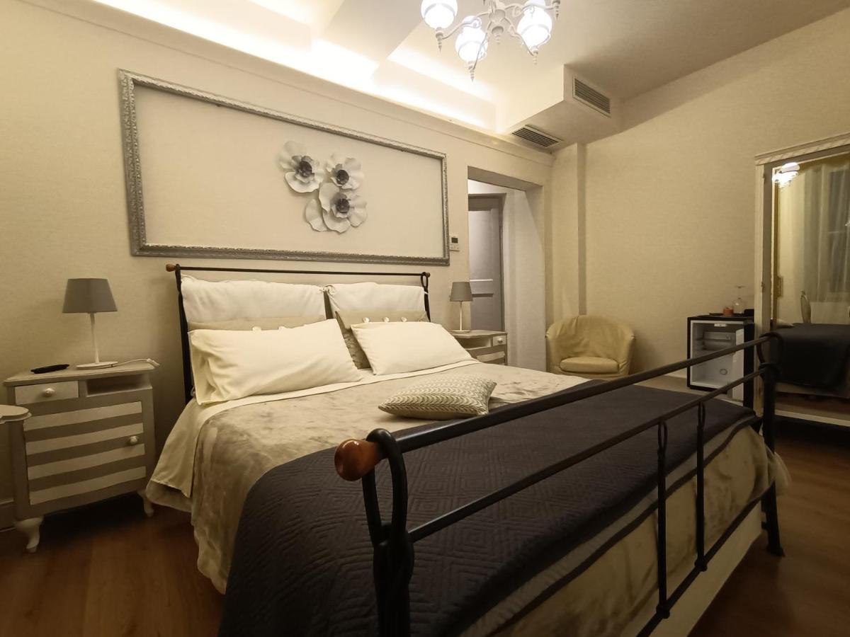 Ariediparma - Rooms&Apartments エクステリア 写真